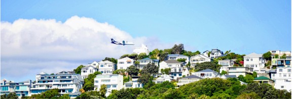 Plane landing in Wellington